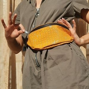 Yellow Alligator Print Fanny Pack